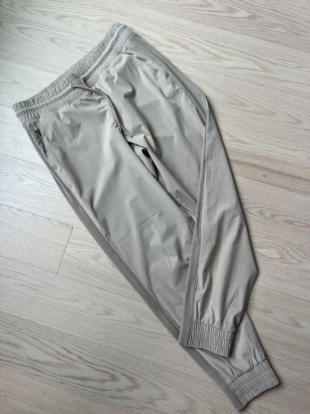 Athleta Textured Brooklyn Jogger Pants
